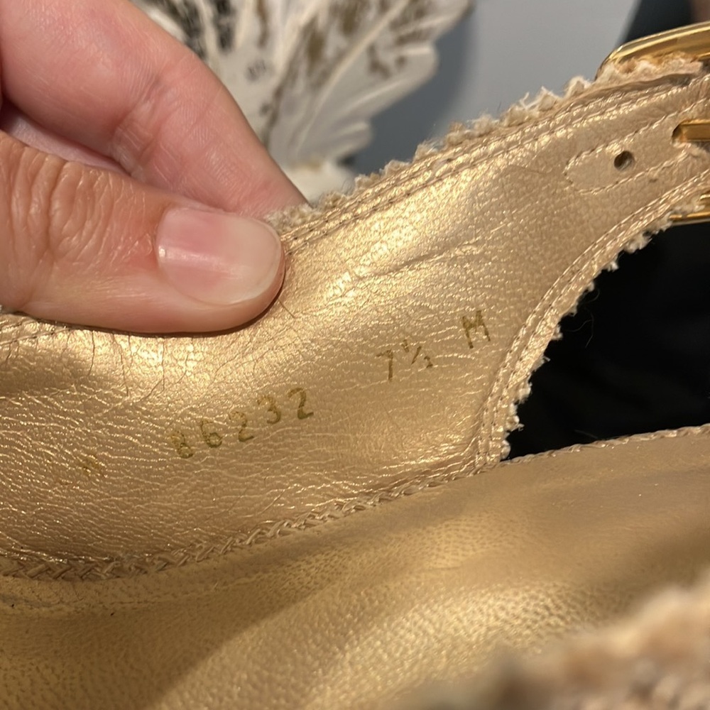 Stuart Weitzman Tweed Bow Kitten Heel - image 6